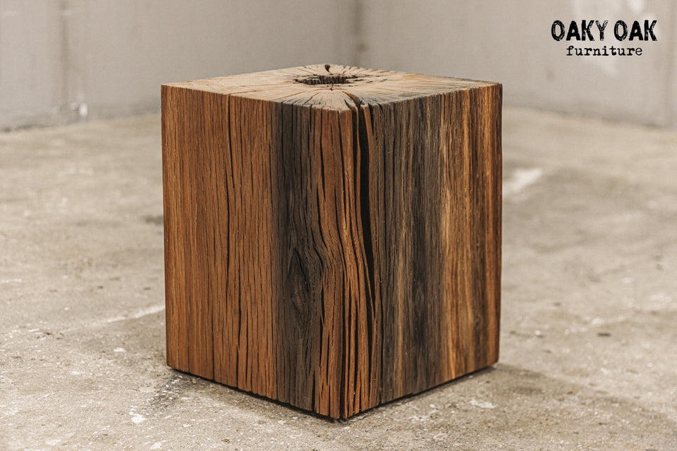 OAK STOOL 831