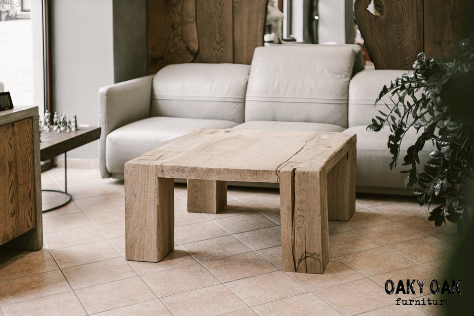 OAK COFFEE TABLE 892