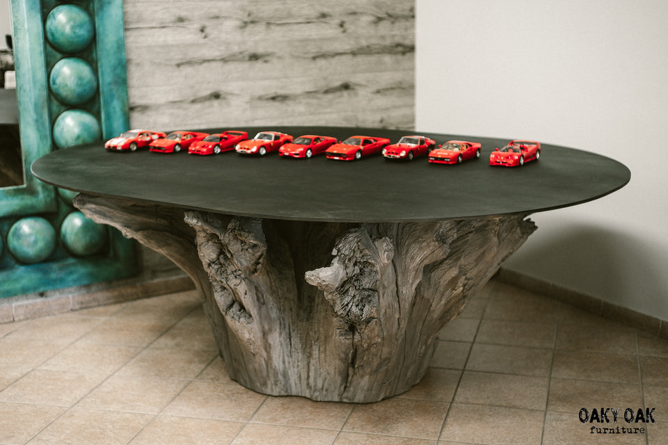 OAK DINING TABLE WITH METAL 904