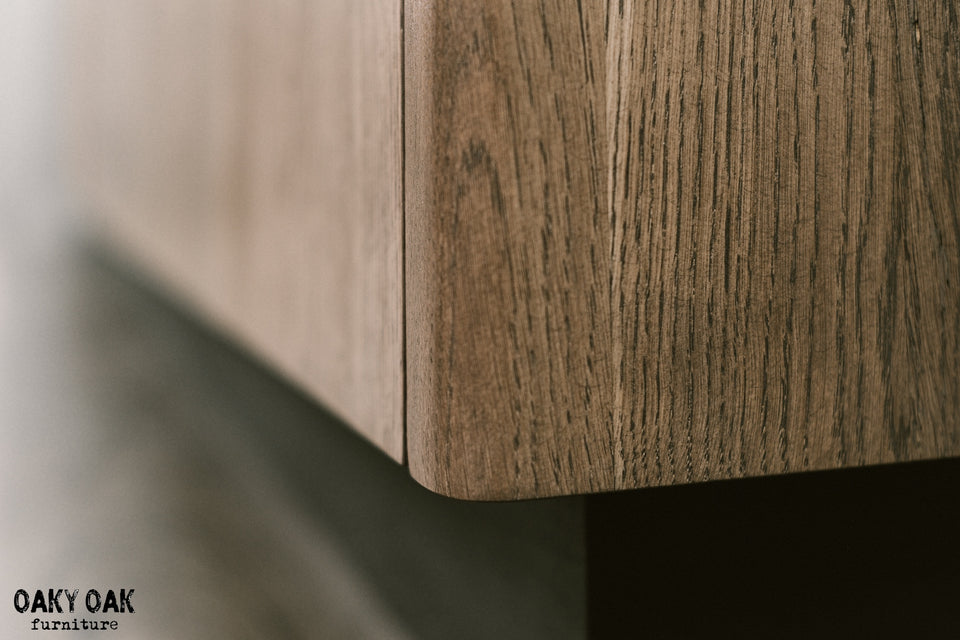 OAK CHEST OF DRAWERS 905