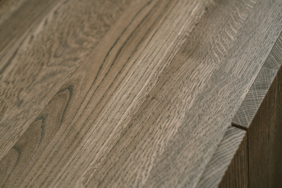OAK CHEST OF DRAWERS 905