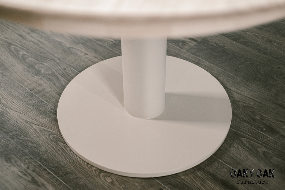OAK DINING TABLE 911