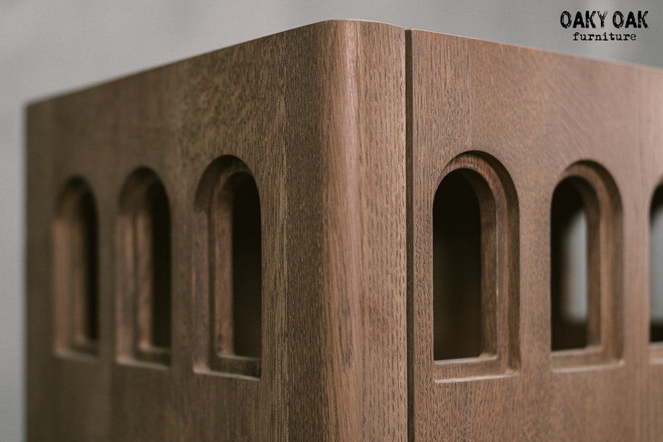 OAK STORAGE CABINET 915