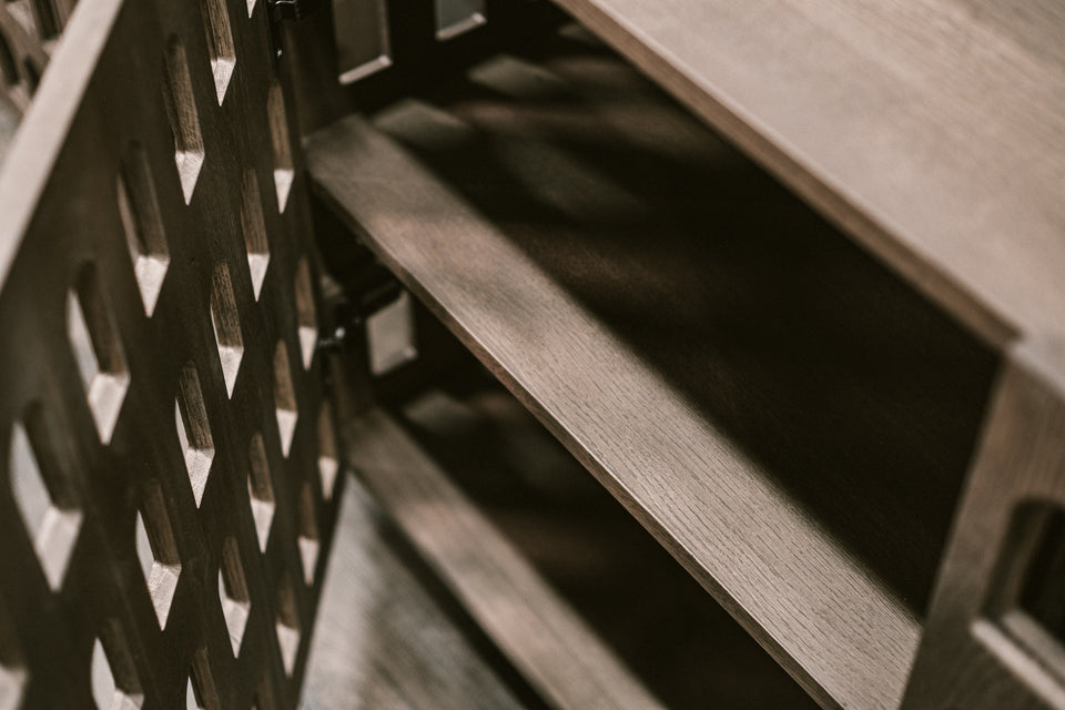 OAK STORAGE CABINET 915