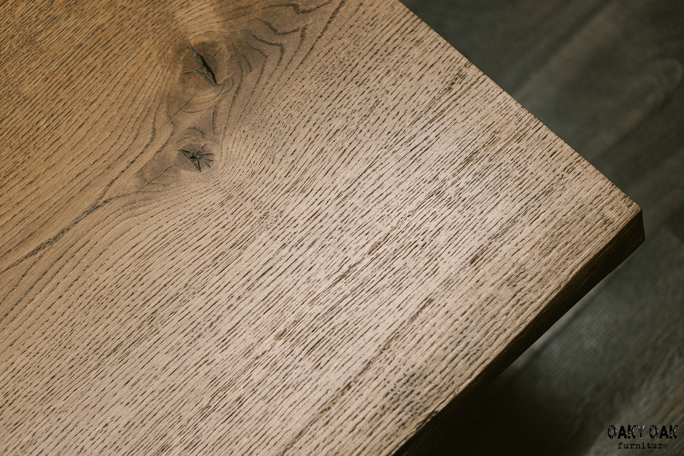 OAK COFFEE TABLE 921
