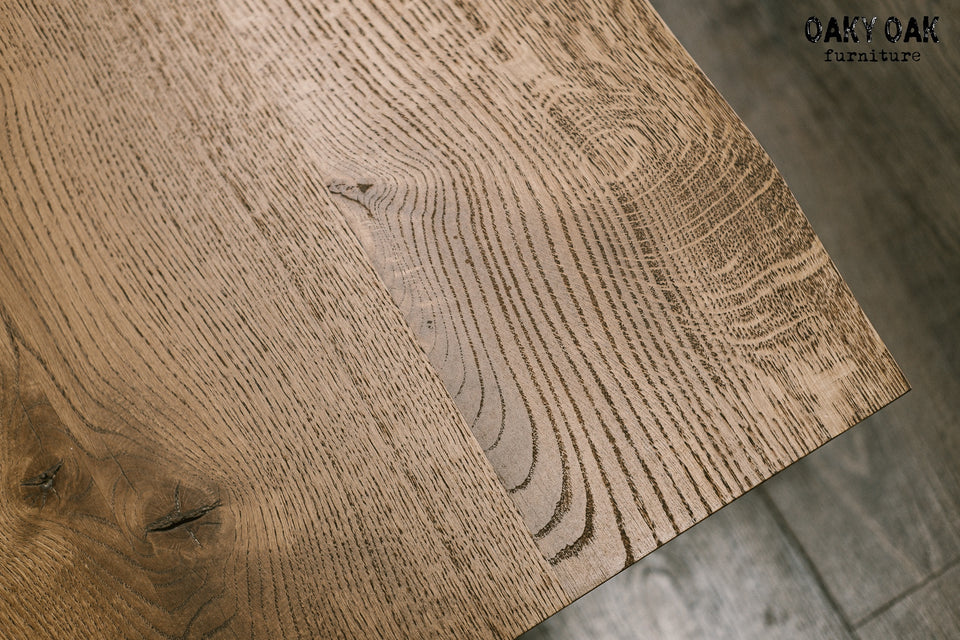 OAK COFFEE TABLE 921