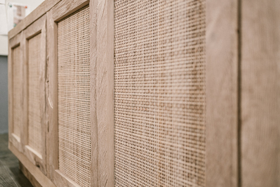 CHEST OF DRAWERS 815