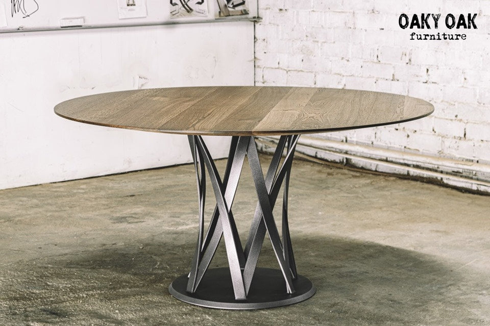 OAK ROUND DINING TABLE 871