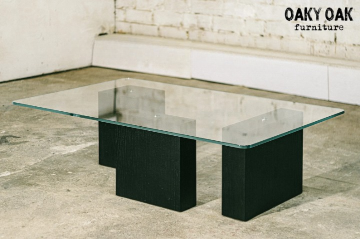 MODERN GLASS COFFEE TABLE 882