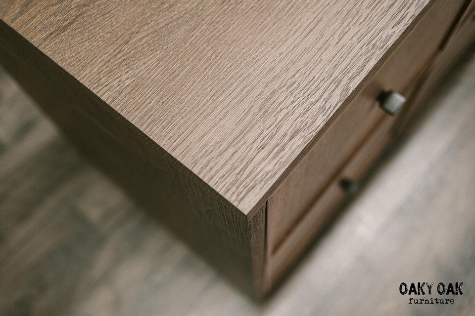 OAK CHEST OF DRAWERS 850