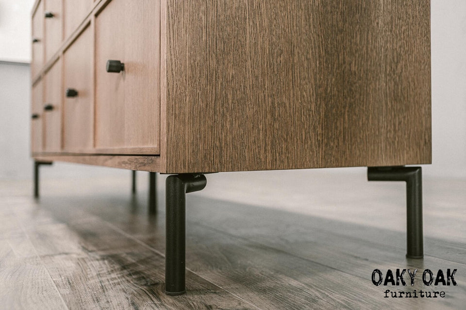 OAK CHEST OF DRAWERS 850
