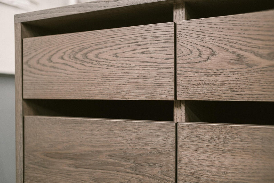 OAK CHEST OF DRAWERS 848