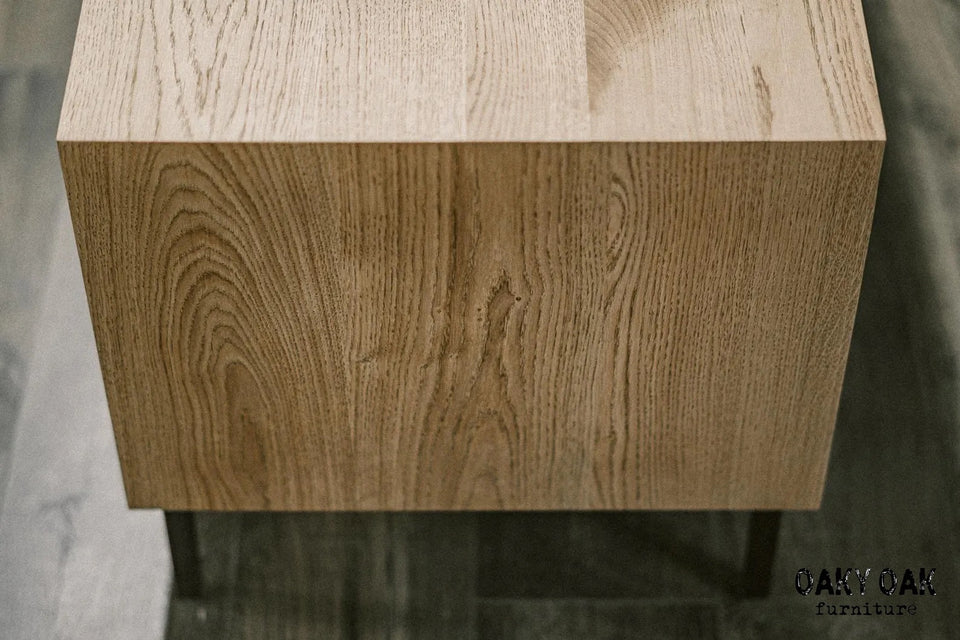 OAK TV TABLE 858
