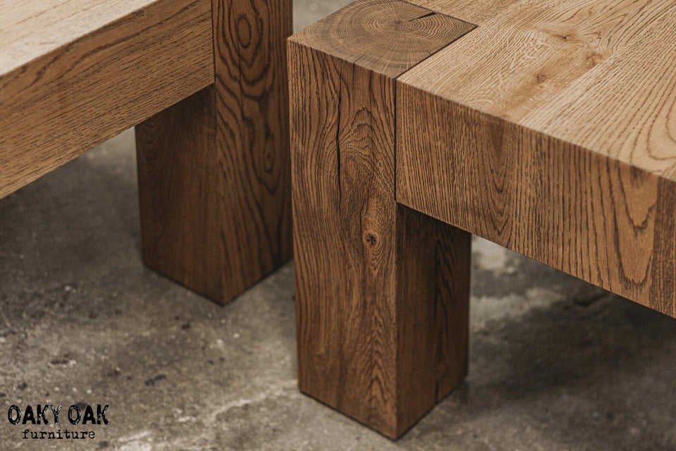 OAK COFFEE TABLE 886