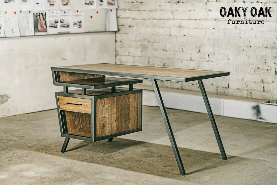OAK OFFICE DESK 826