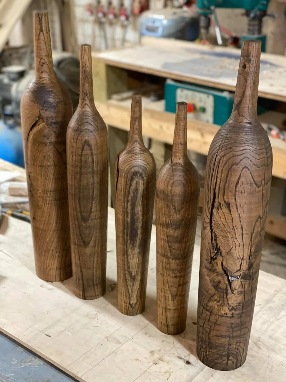 OAK DECORATIVE VASE 842