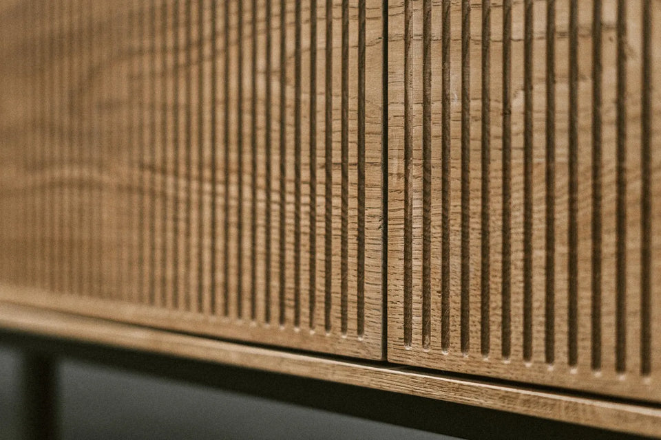 OAK TV TABLE 858