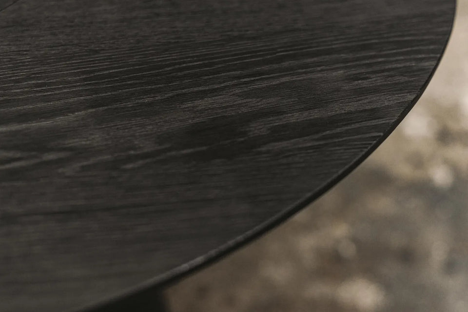 ROUND OAK COFFEE TABLE 888