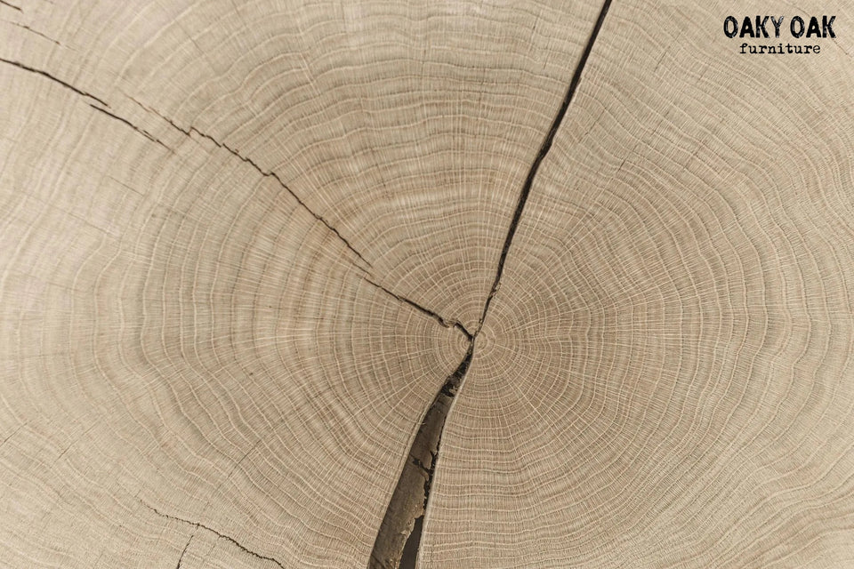OAK COFFEE TABLE 824