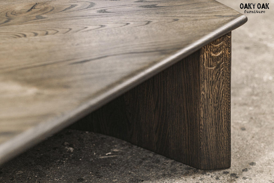 OAK COFFE TABLE 922