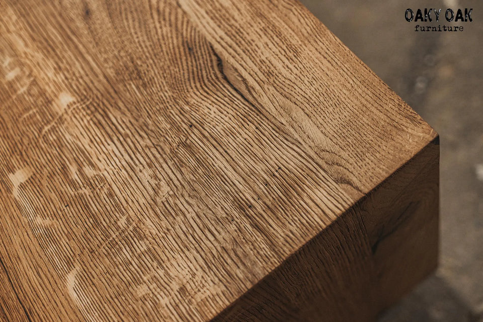 OAK COFFEE TABLE 899