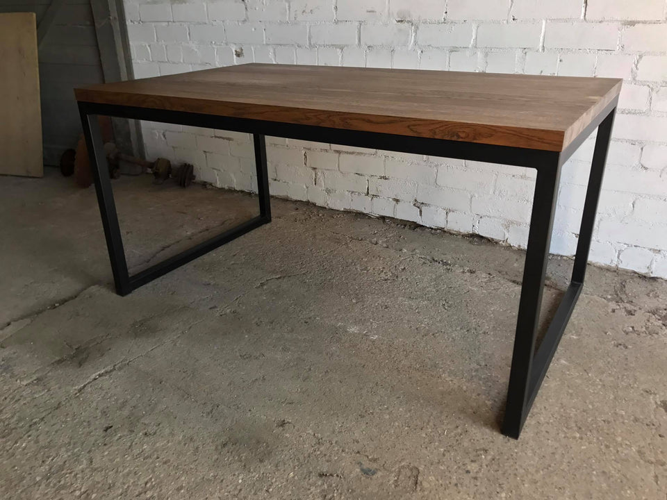 OAK DINING TABLE 50