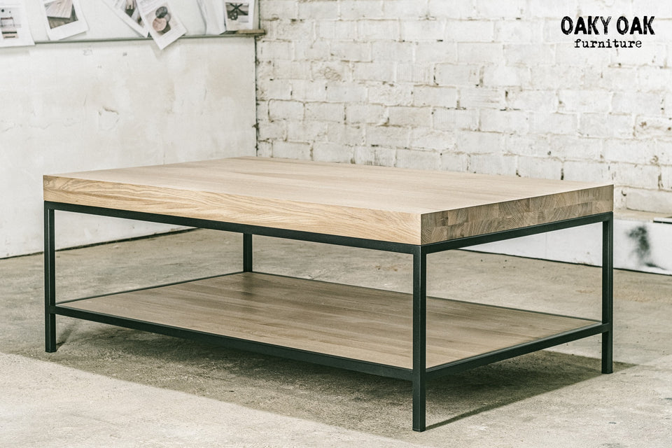 OAK COFFEE TABLE 296